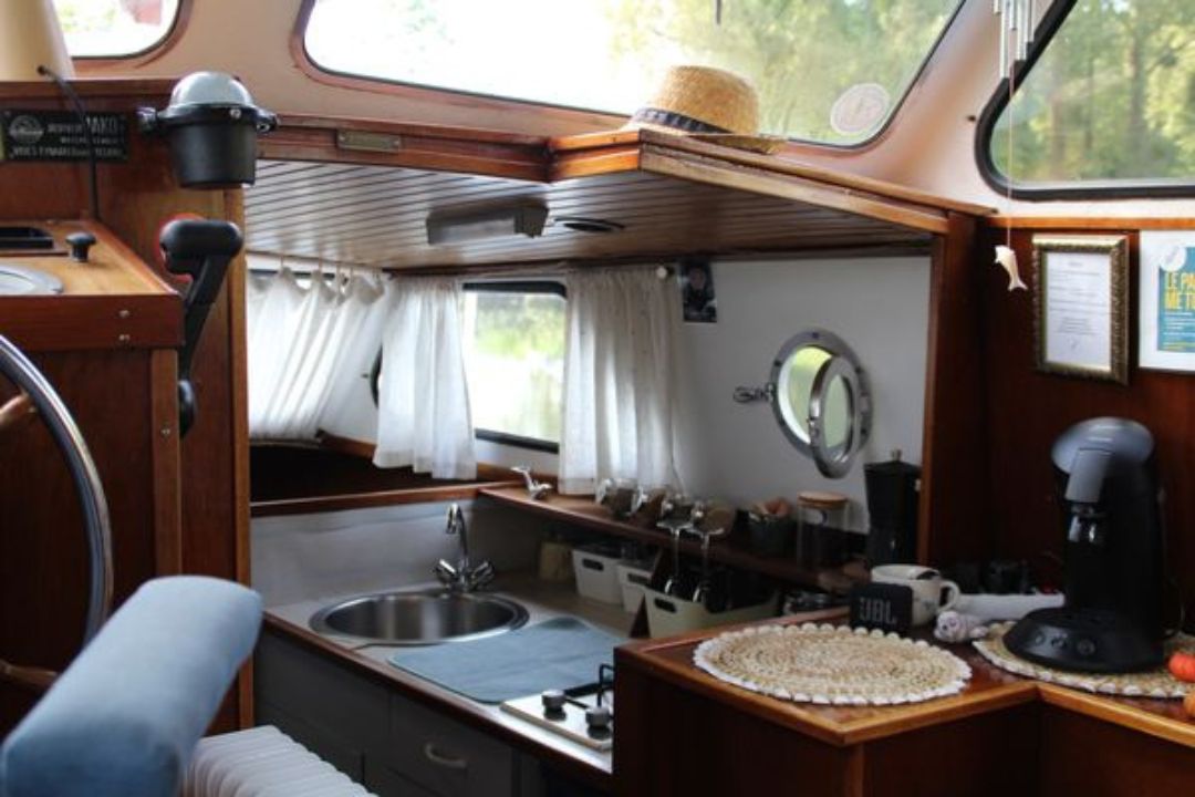 Le bateau Dolfyn à Eaucourt-sur-Somme